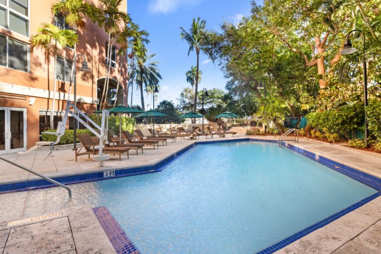 Outdoor Pool and Lounging area